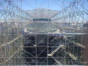 72 m Superyacht undercover in dry dock n°2